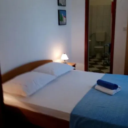 A 4 With Patio & Sea View Close To The * Trogir