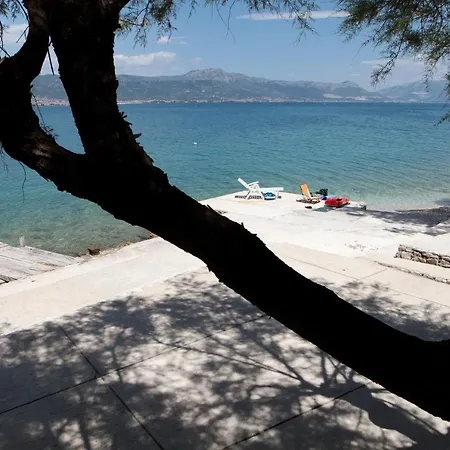 A4 With Patio & Sea View Close To The Apartman *