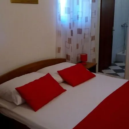 Apartment A4 With Patio & Sea View Close To The Trogir