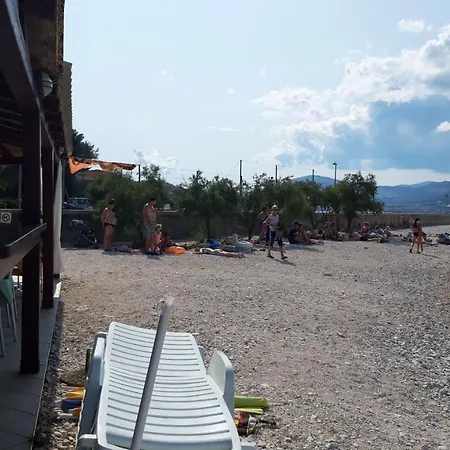 A4 With Patio & Sea View Close To The Apartment *